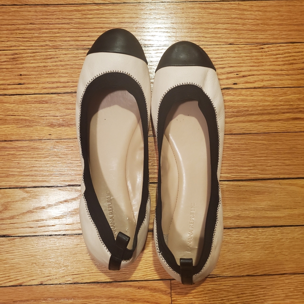 Banana republic flats